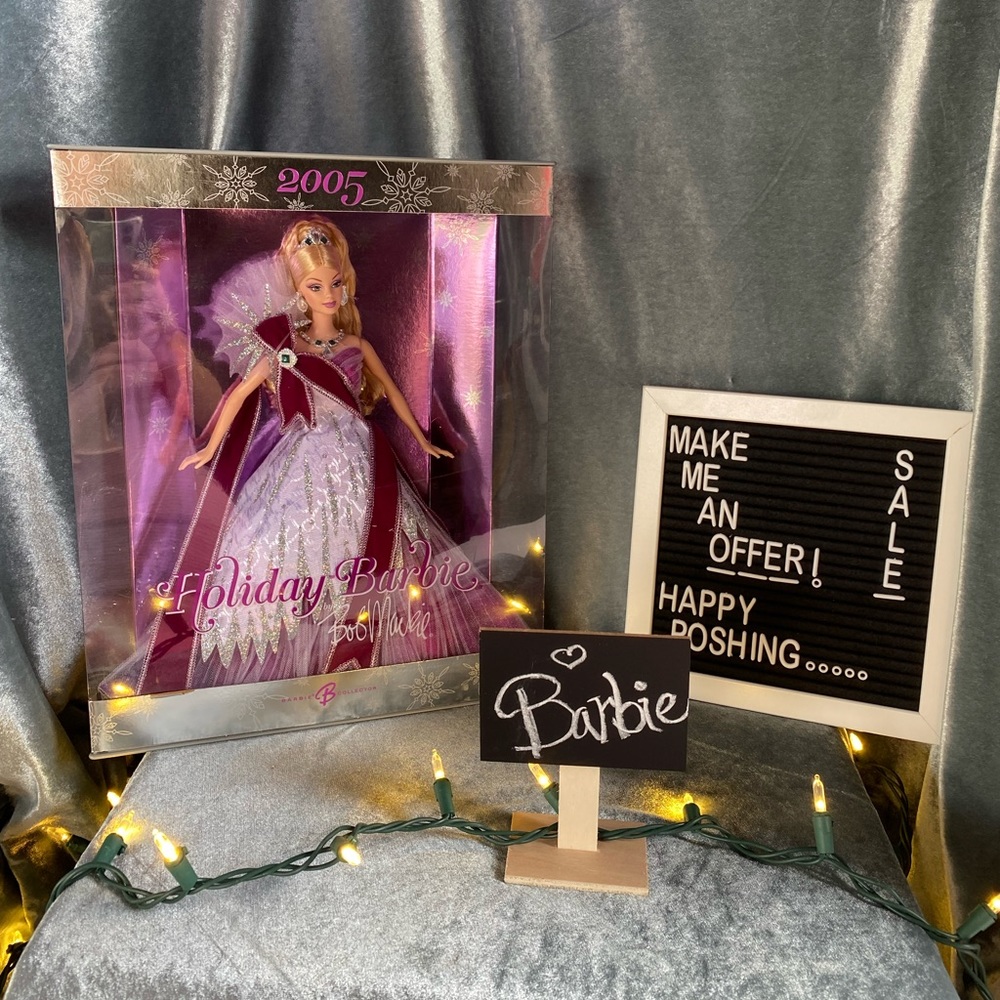 2005 Holiday Barbie by Bob Mackie.
New in box, never opened.